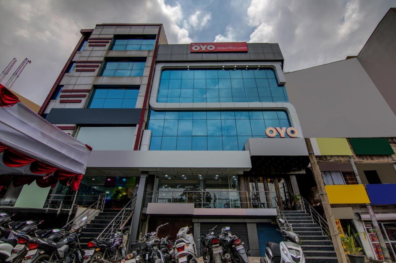 מלון ג'משדפור Oyo 12736 Skylawn מראה חיצוני תמונה